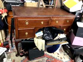 Freecycle Antique kneehole desk with leather rolltop £20