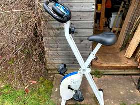 Freecycle Davina McCalls exercise bike.