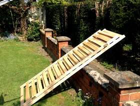 Freecycle Bed Base 4' 6"
