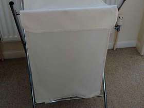 Freecycle Laundry bin / basket