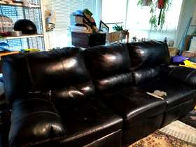 Freecycle Recliner couch