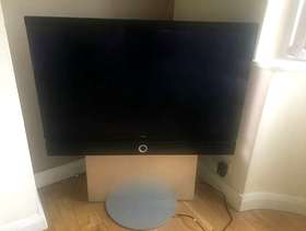 Freecycle TV with stand