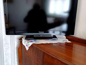 Freecycle Panasonic TV