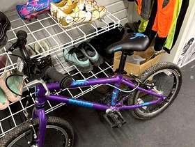 Freecycle Child’s squish bicycle purple