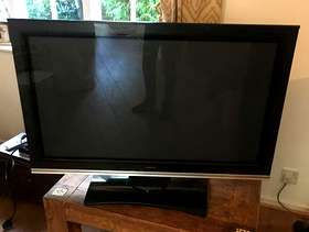 Freecycle 42 inch Hitachi TV
