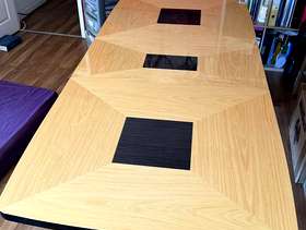 Freecycle Dining table + 6 chairs