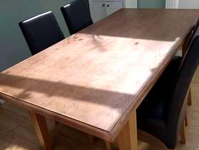 Freecycle Table and 4 chairs
