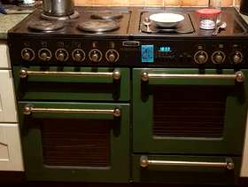 Freecycle Rangemaster 110 electric range cooker