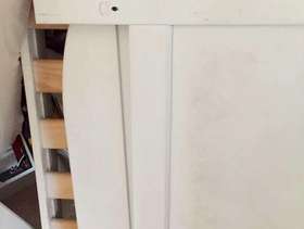 Freecycle Solid Wood White Cotbed