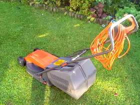 Freecycle Flymo RE300 lawnmower