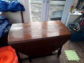 Freecycle Dropleaf table