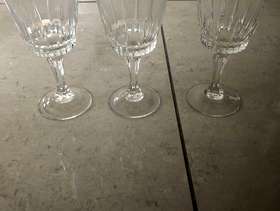 Freecycle Crystal wine glasses Set of 3