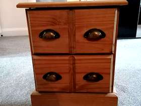 Freecycle Bed side table