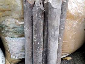 Freecycle Cast iron sash weights - 6 x 8lbs approx