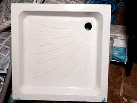 Freecycle Shower Tray and Toilet - Both Brand new
