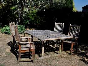 Freecycle Garden table and chairs