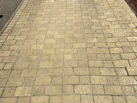 Freecycle Block paving buff/yellow colour
