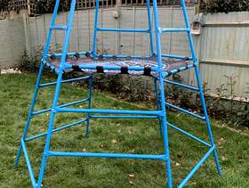 Freecycle Climbing frame