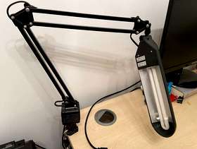 Freecycle Desk lamp