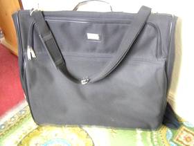 Freecycle Suit Travel Bag
