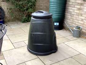 Freecycle Compost bin