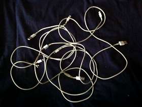 Freecycle Apple iPhone USB cables - iPhone 5 and later - ...