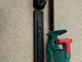 Freecycle Bosch Hedge Trimmer + charger