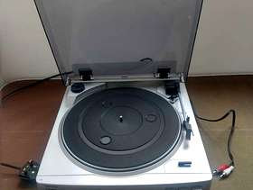 Freecycle AIWA Turntable PX-E860