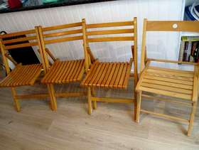Freecycle 4 x Wooden Folding Chairs