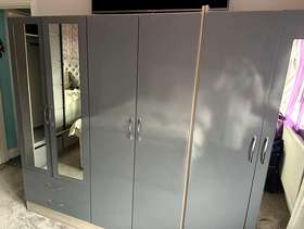 Freecycle Bedroom wardrobe in grey