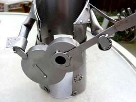 Freecycle Wine holder