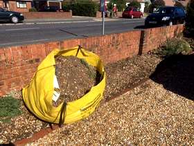 Freecycle Top soil and shingle