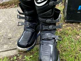 Freecycle Answer moto cross boots size uk 8