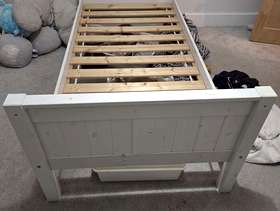 Freecycle Single bed frame wooden