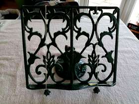 Freecycle Recipe book/Tablet holder