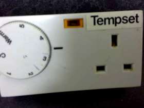 Freecycle Thermostat for plugging in heater