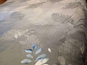 Freecycle King-size Bed and lots of bedding