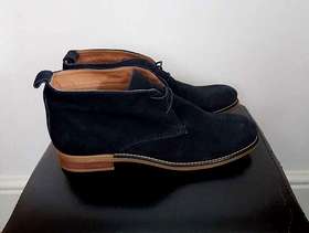 Freecycle Navy Suede Dessert Boot Size 7