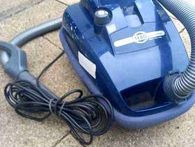 Freecycle Sebo vacuum cleaner