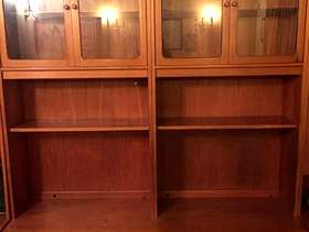 Freecycle 2 cabinets with drawers
