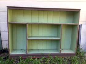Freecycle Bookshelf