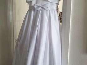 Freecycle Holy Communion dress and all accessories