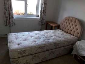 Freecycle Single divan bed