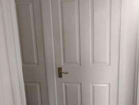Freecycle 2 white internal moulded doors