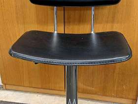 Freecycle Adjustable height swivel bar stools