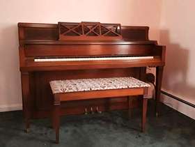 Freecycle Everett upright piano
