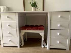 Freecycle White Dressing Table and Stool
