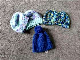 Freecycle Wooly hats for young babies