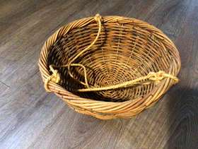 Freecycle Indoor hanging basket