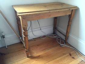 Freecycle Wooden desk /side table
